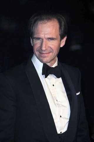 Ralph Fiennes bei der Filmpremiere von Skyfall in der Royal Albert Hall in London.