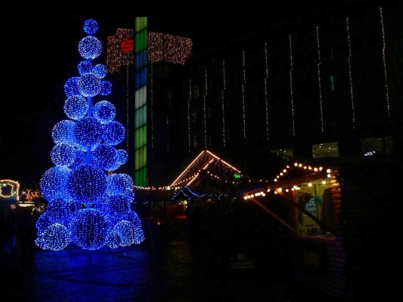 Blau und Weiß, wie lieb ich dich. Weihnachtsmarkt Gelsenkirchen.