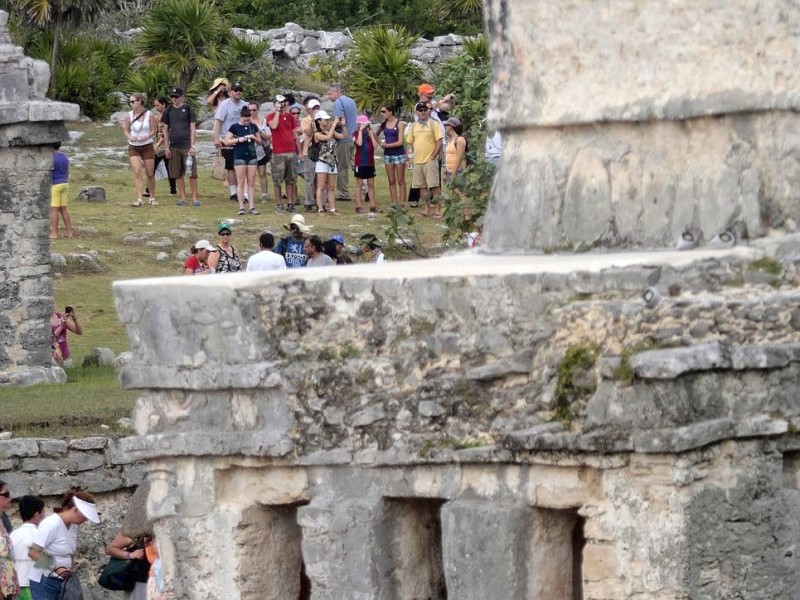 Der vermeintliche Weltuntergang lockt viele Touristen zu den esoterisch wichtigen Orten. Wie hier in Cancun, Mexico.