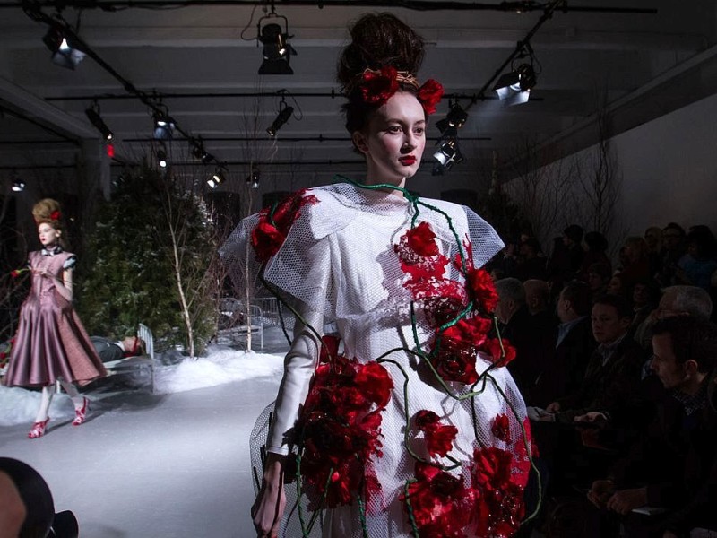 Designer Thom Browne zeigt seine Werke auf der New York Fashion Week.