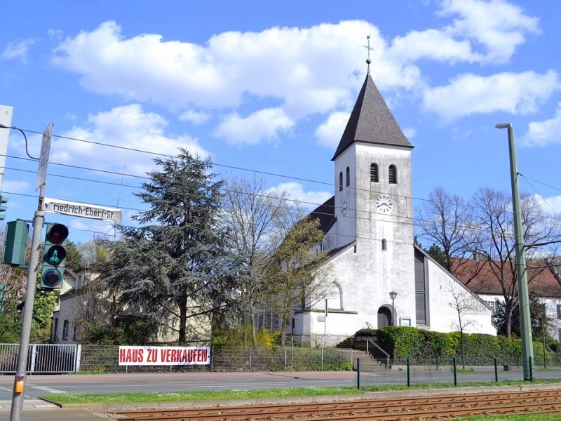 ... an der Kirche in Beeck ...