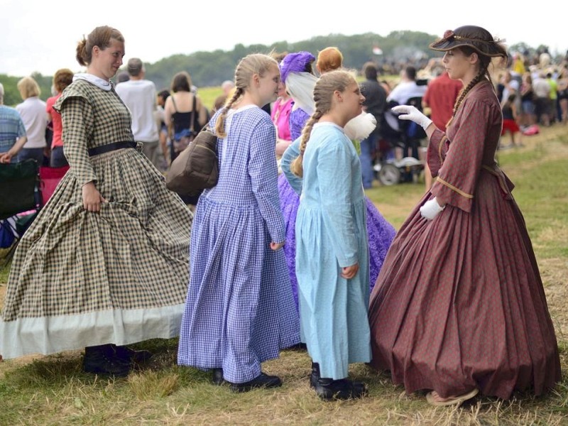 Amerikaner spielen zum 150. Jahrestag die entscheidende Schlacht des amerikanischen Bürgerkrieges in Gettysburg nach.