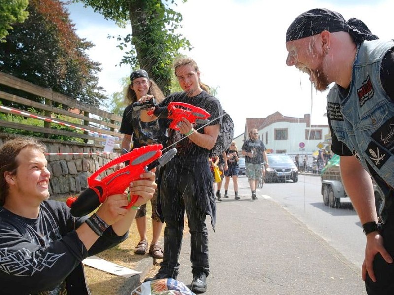 Die ersten Metal-Fans reisten schon in den Tagen vor Festival-Beginn nach Wacken.