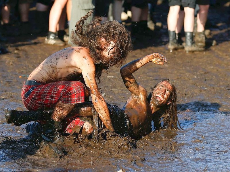 Nach Einschätzung der Organisatoren kamen 75.000 Besucher zum weltgrößten Festival für Heavy-Metal-Musik.