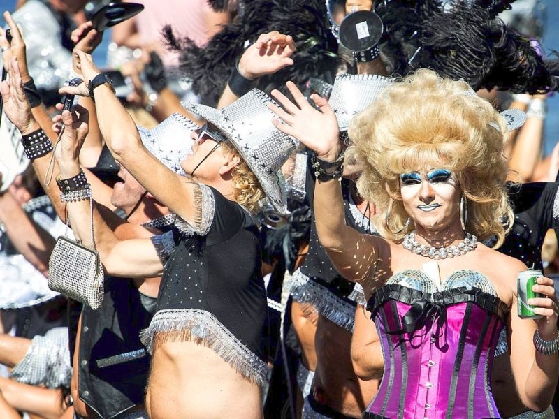 Insgesamt fuhren bei der Gay Pride in Amsterdam dieses Jahr 80 Boote mit.