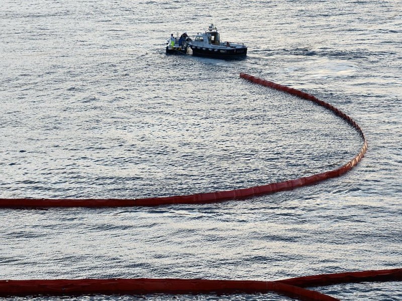 Die Costa Concordia war im Januar 2012 vor der Insel auf einen Felsen gefahren und gekentert, 32 Menschen starben bei dem Unglück.