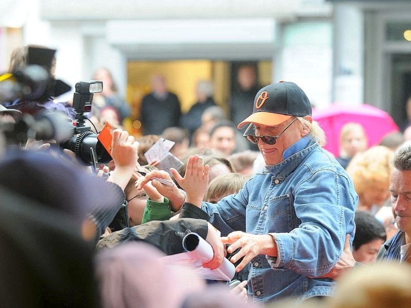 Otto Waalkes stellte im Juli 2012 in der Essener Lichtburg den Animationsfilm Ice Age 4 vor. Der Comedian spricht dort die deutsche Stimme von Sid dem Faultier.