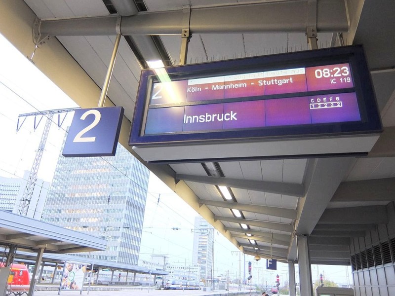 Bahnreisende müssen mit massiven Verspätungen und Zugausfällen rechnen.