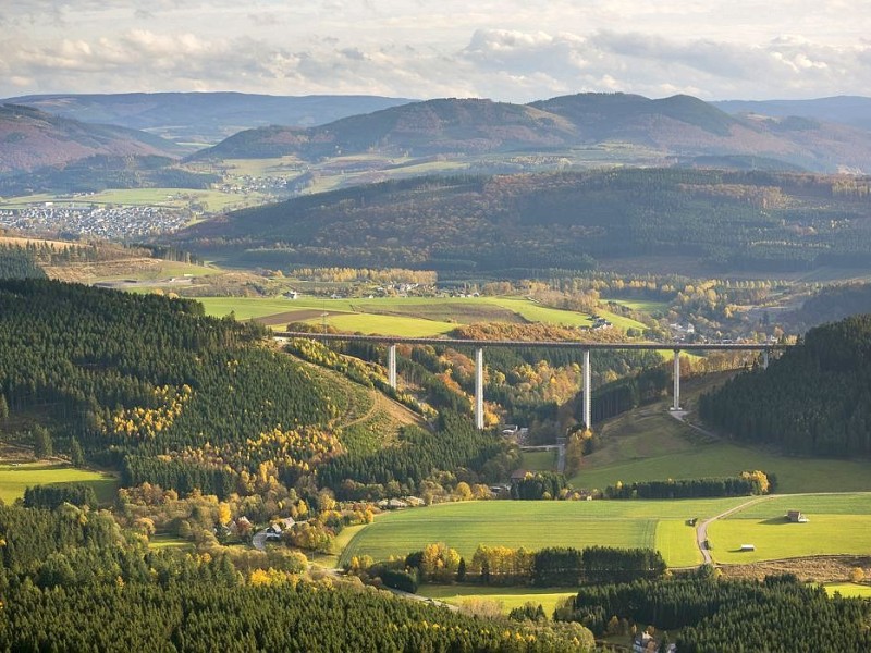 Das Sauerland im Herbst: Nuttlar.