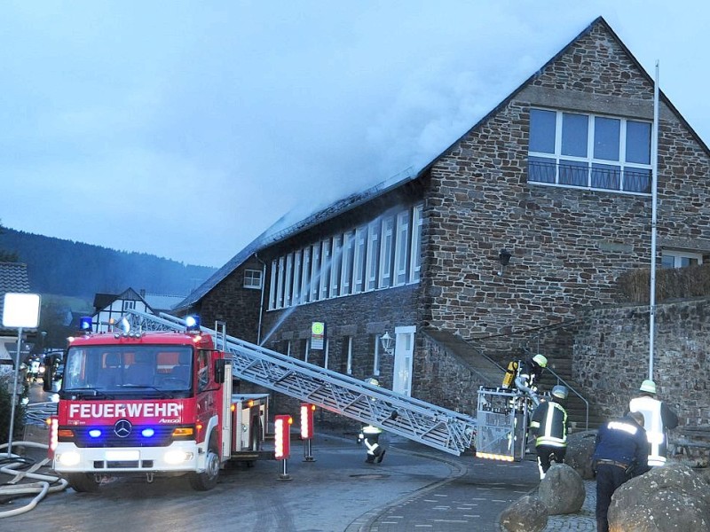 Brand bei Feuerwehr in Schmallenberg.