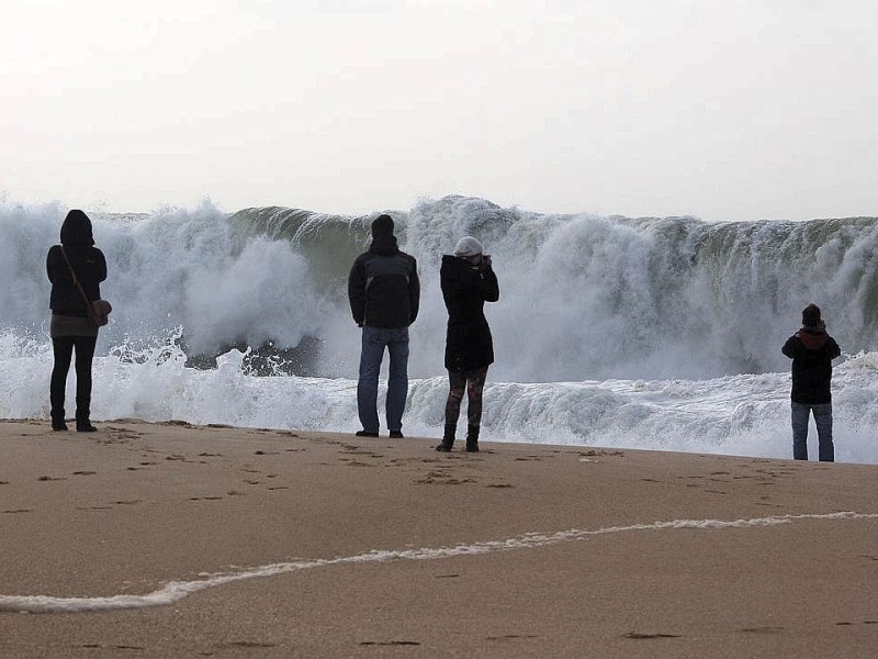 Riesenwellen in Nazaré