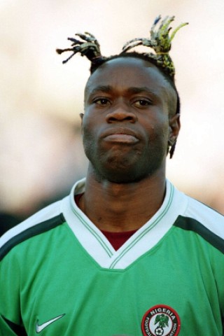 Wider die Schwerkraft, Teil 2: Taribo West.