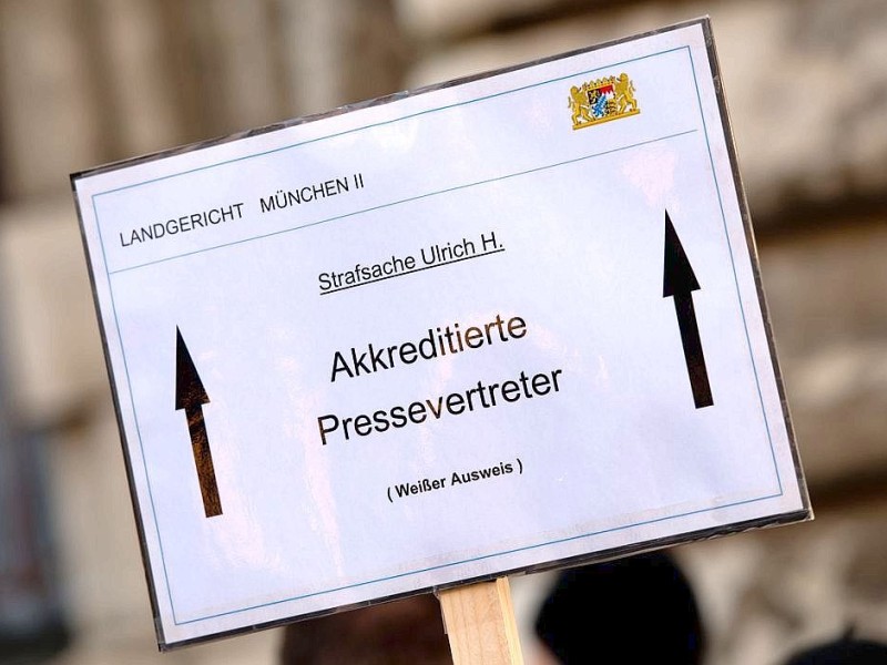 Uli Hoeneß musste sich wegen Steuerhinterziehung in Millionenhöhe vor dem Landgericht München verantworten.