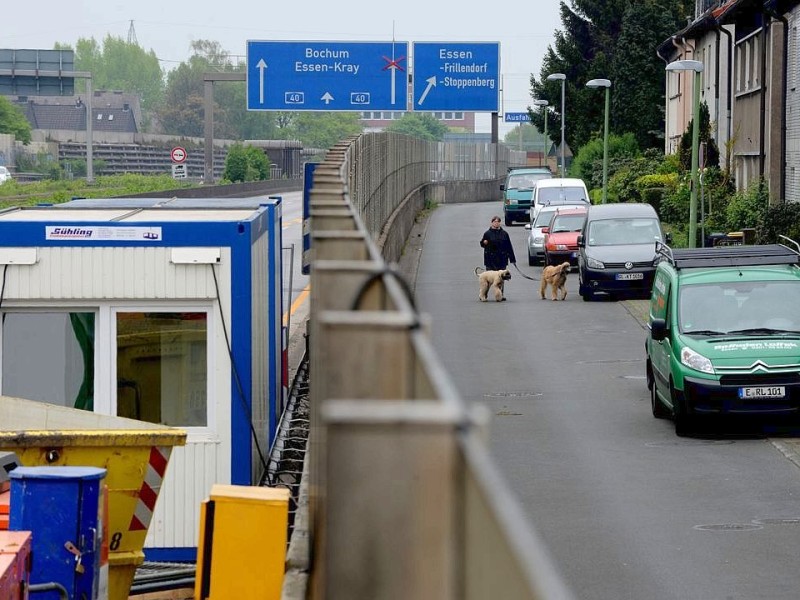 Blick in Richtung Bochum , die Baustelle verläuft direkt an der Huckarder Straße entlangFoto: Kerstin Kokoska