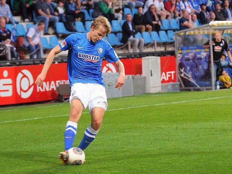 Der VfL Bochum verliert sein Heimspiel gegen Arminia Bielefeld mit 1:4. Die Impressionen aus dem Rewirpower-Stadion.