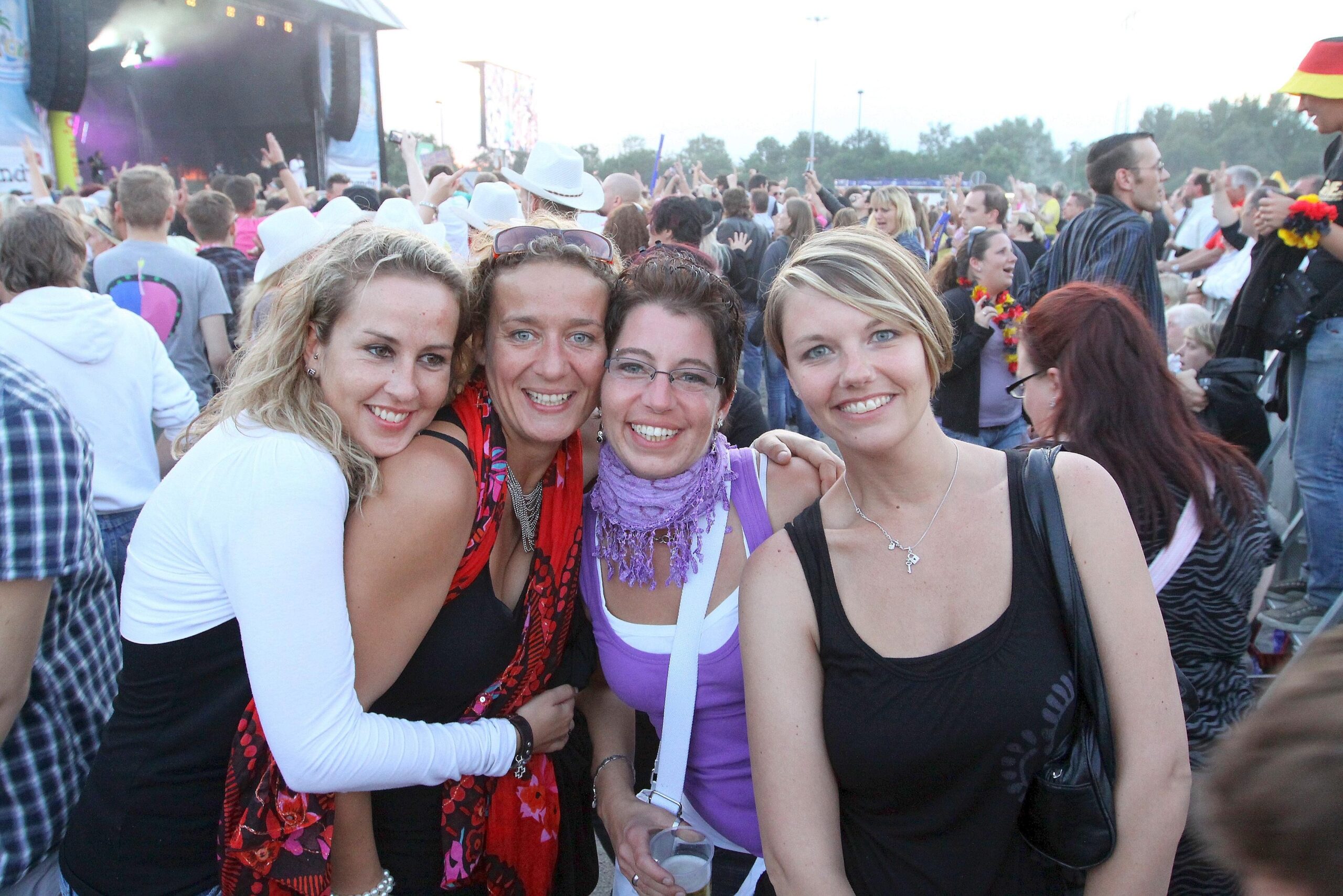 Fans bei Oberhausen Olé. Foto: Kerstin Bögeholz / WAZ FotoPool