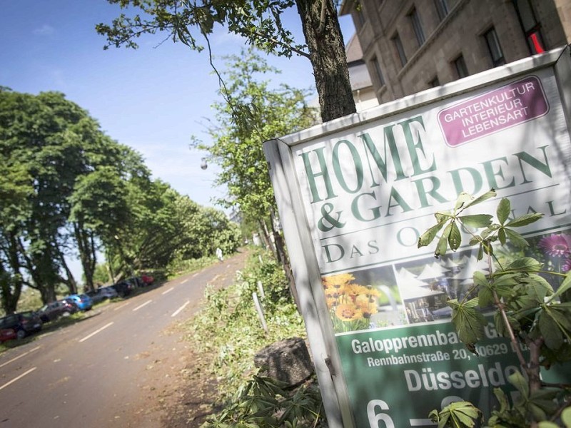 Düsseldorf wurde in der Nacht zum Dienstag von einer Unwetter-Katastrophe heimgesucht. Die traurige Bilanz: drei Tote, zehn Verletzte und Schäden in Höhe von zig Millionen Euro.