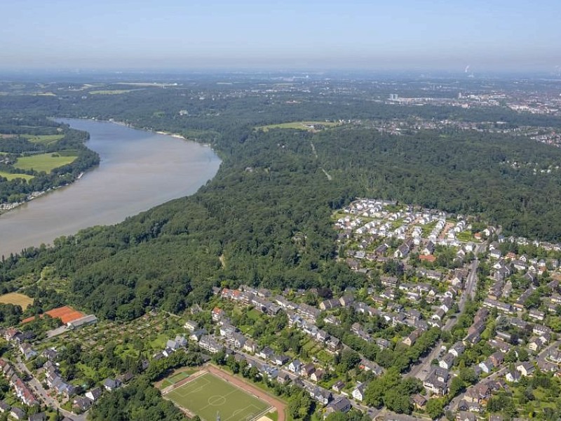 Den Essener Stadtwald und das Gebiet rund um den Baldeneysee hat das Unwetter am Pfingstmontag besonders getroffen.