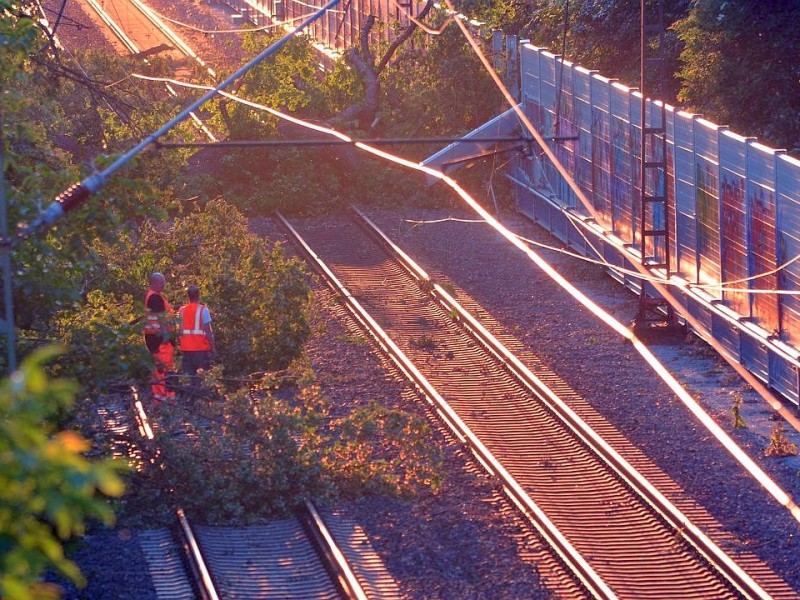 So sah es am Donnerstag noch auf der S-Bahnstrecke zwischen Essen und Bochum aus, hier in Wattenscheid.