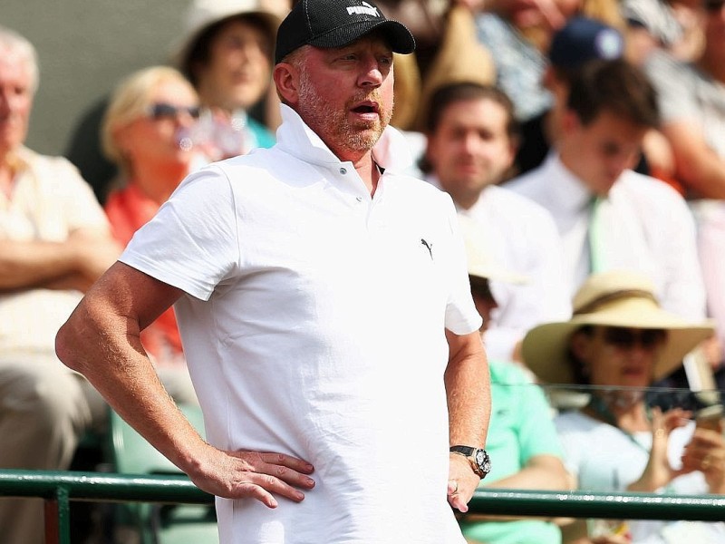 Boris Becker betreut beim Tennisturnier in Wimbledon Novak Djokovic.