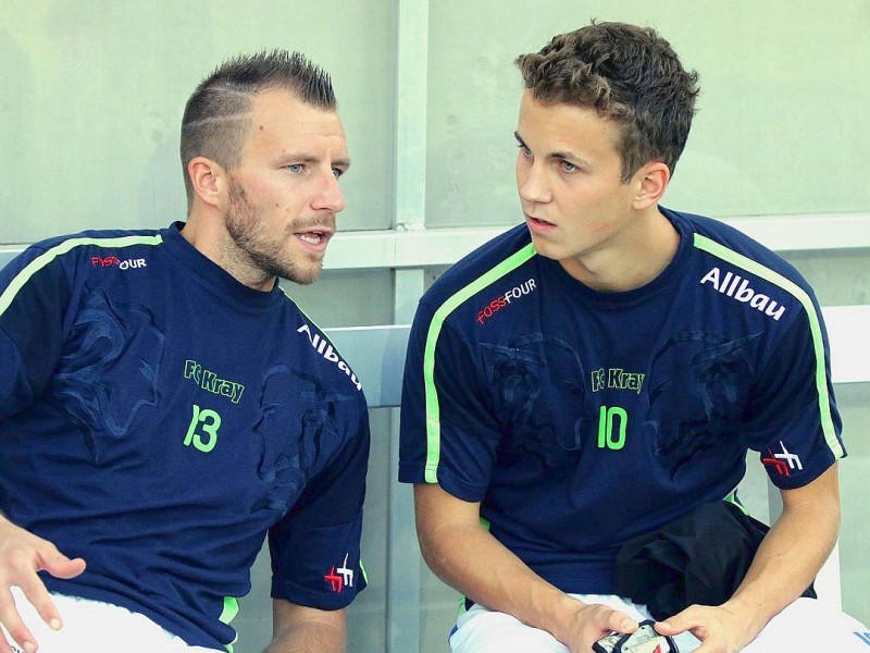 Der FC Kray besiegte im Stadion Essen Rot-Weiss Essen verdient mit 4:2. Auf dem Foto: Dominik Immanuel und Marvin Grumann kamen in der zweiten Halbzeit zum Einsatz.