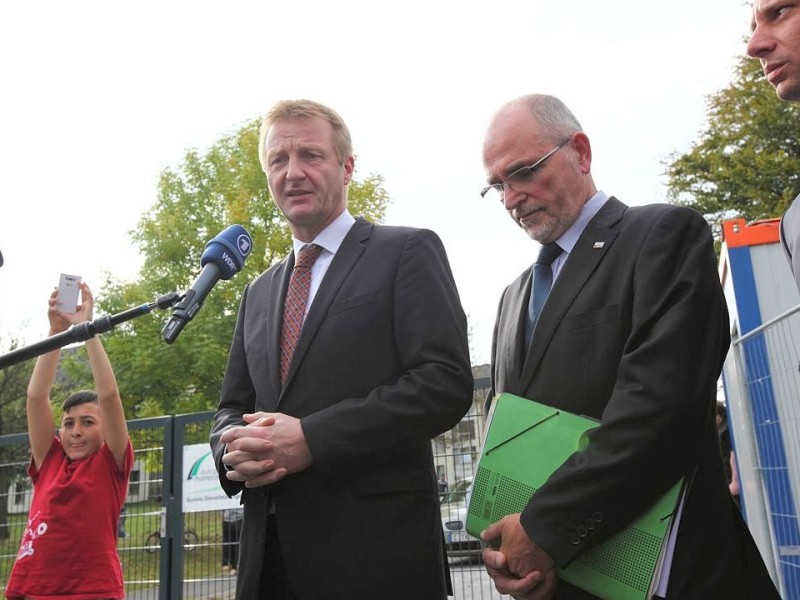 Auch das LKA wollen NRW-Innenminister Ralf Jäger und Regierungspräsident Gerd Bollermann einschalten.