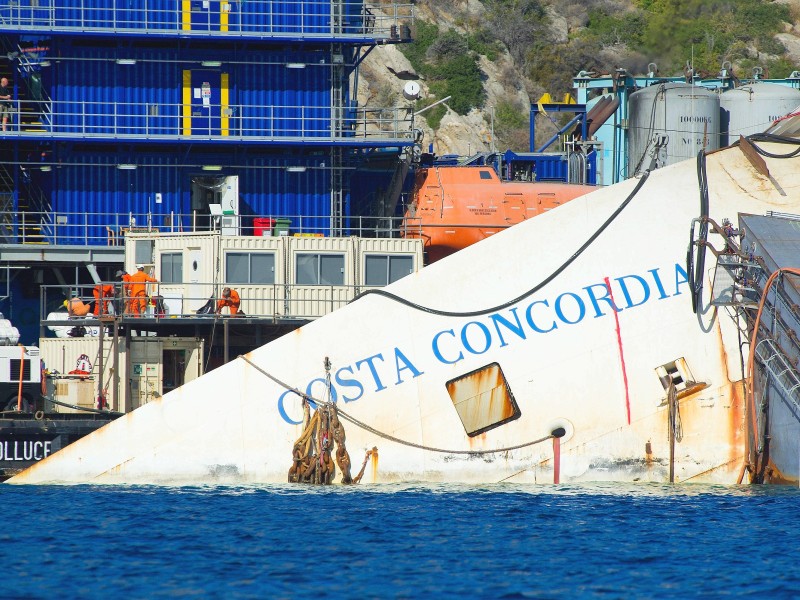 ... zu früh von Bord ging, muss er nach Ansicht eines Opfer-Anwalts ins Gefängnis. Das Urteil soll spätestens im März fallen (Foto: 2013).