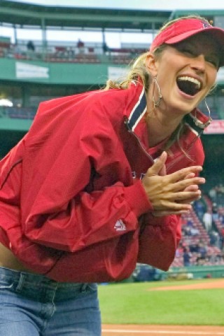 Super-Model Gisele Bündchen beim Baseball.