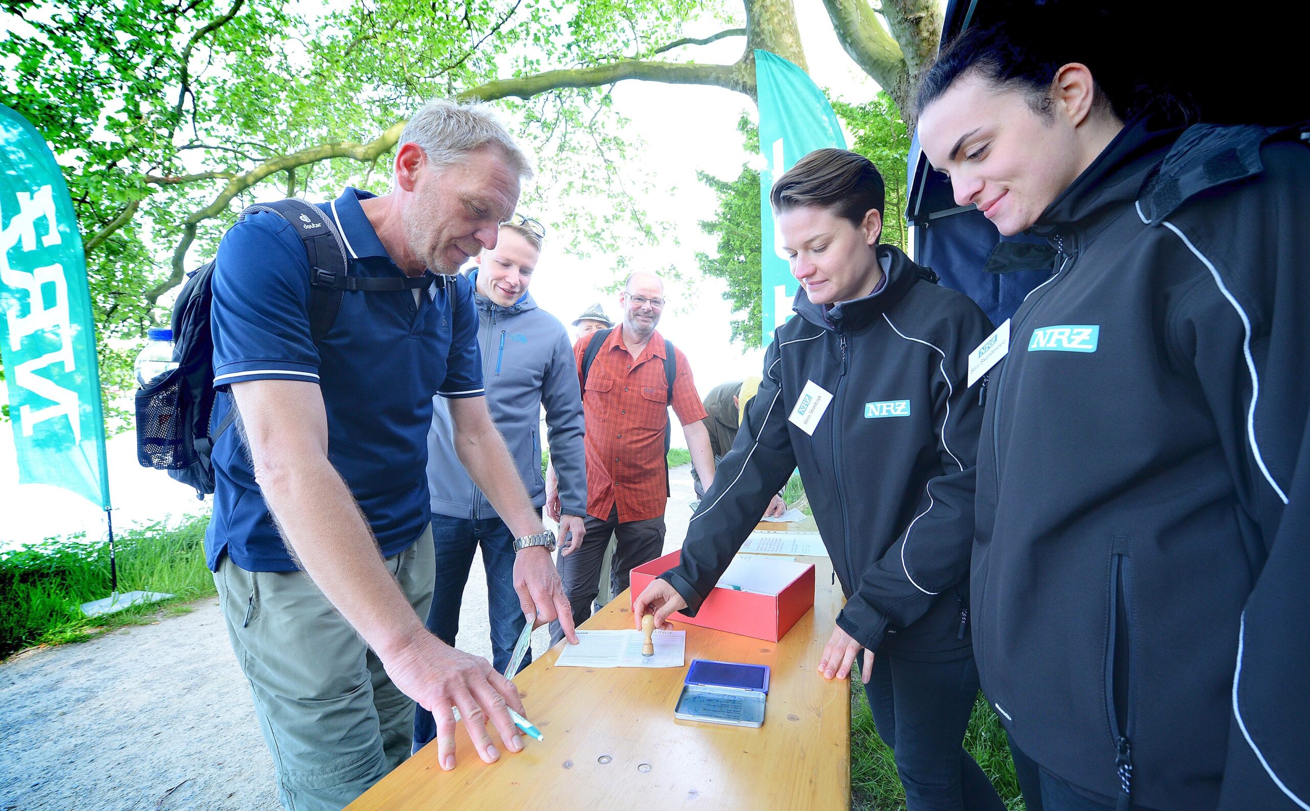 Strahlender Sonnenschein beim NRZ Wandertag 2015 am Baldeneysee.