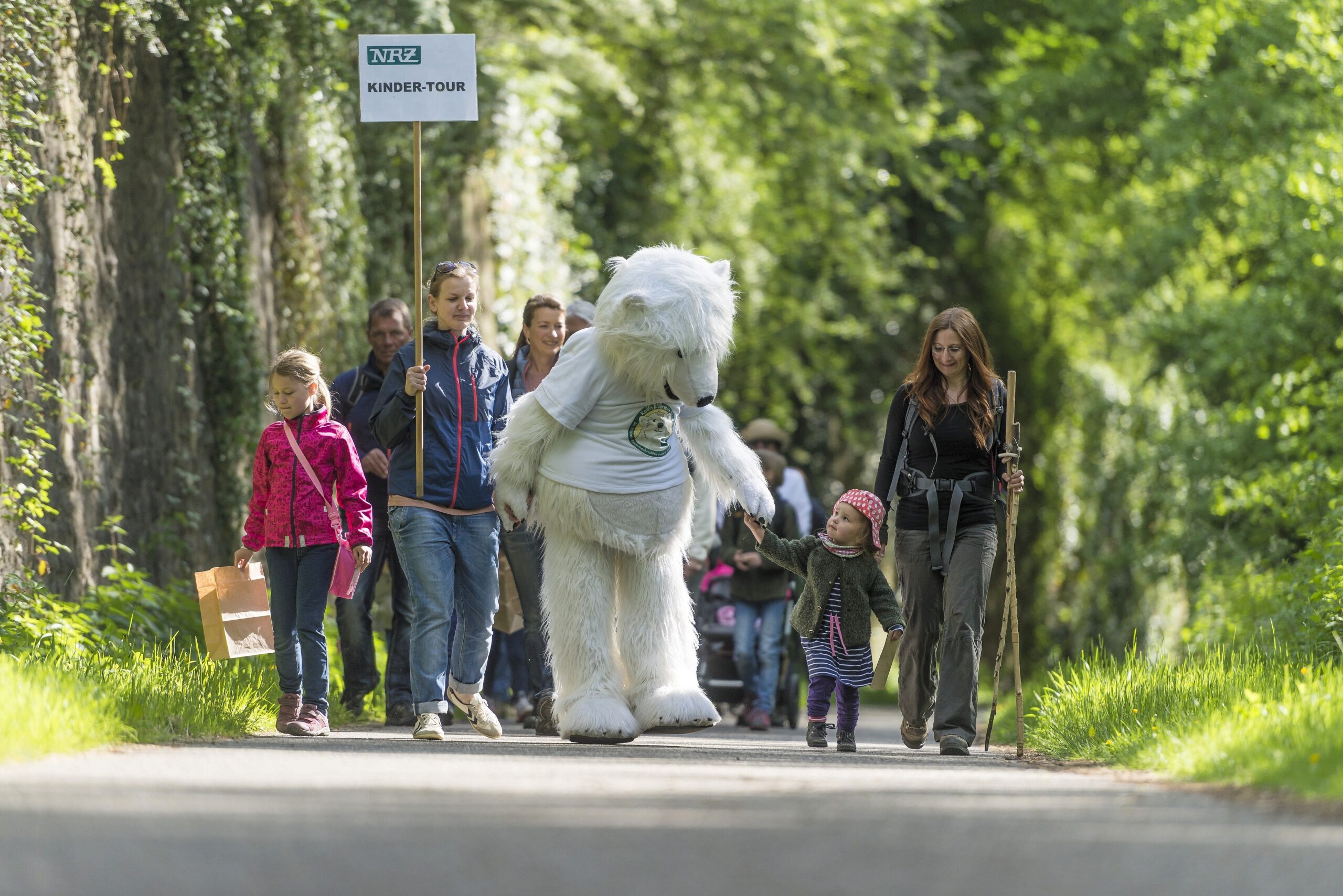 Strahlender Sonnenschein beim NRZ Wandertag 2015 am Baldeneysee.