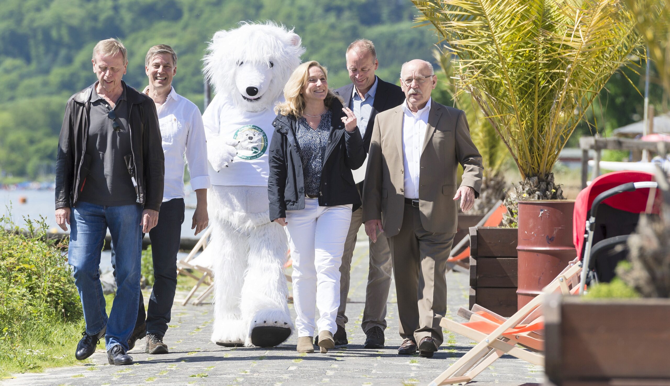 Strahlender Sonnenschein beim NRZ Wandertag 2015 am Baldeneysee.