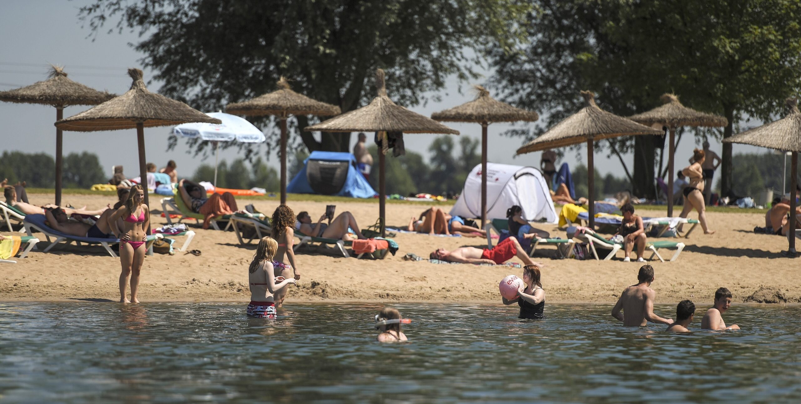 Sonnen und baden im Xantener Südsee.