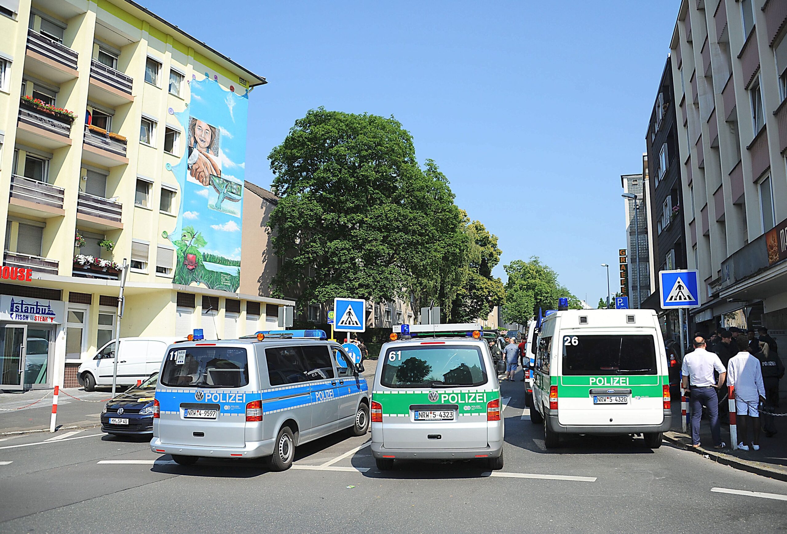 Großeinsatz der Polizei gegen Rocker in Eppinghofen. Foto: Oliver Müller