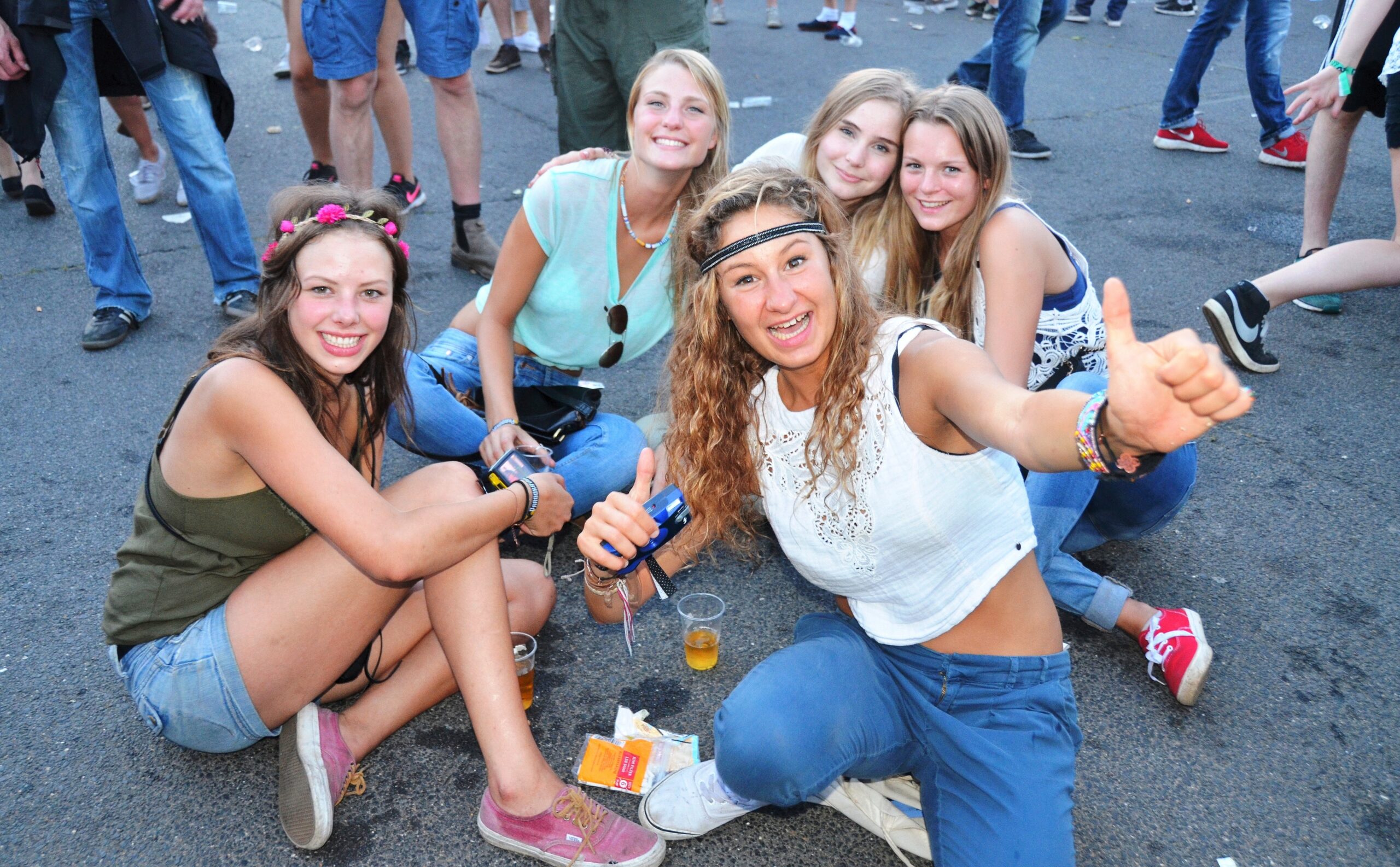 Ausgelassene Stimmung herrschte am ersten Tag des Festivals Parookaville in Weeze.