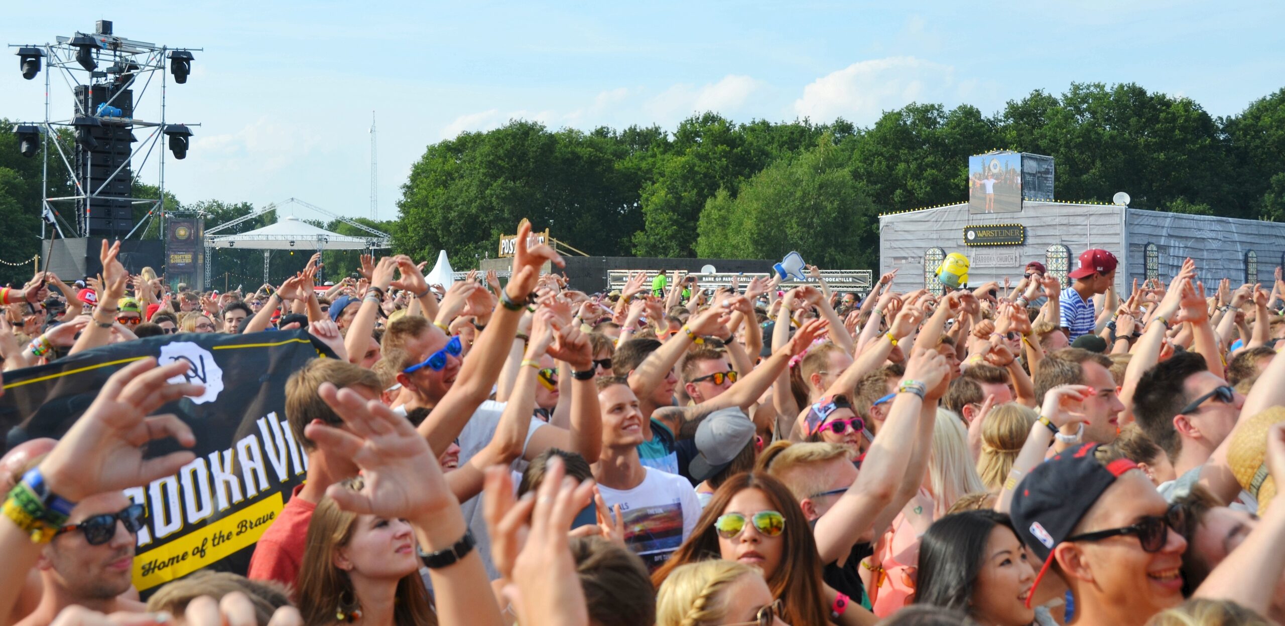 Parookaville hat sich mit seiner Premiere am Airport Weeze einen festen Platz im Festival-Kalender erobert.