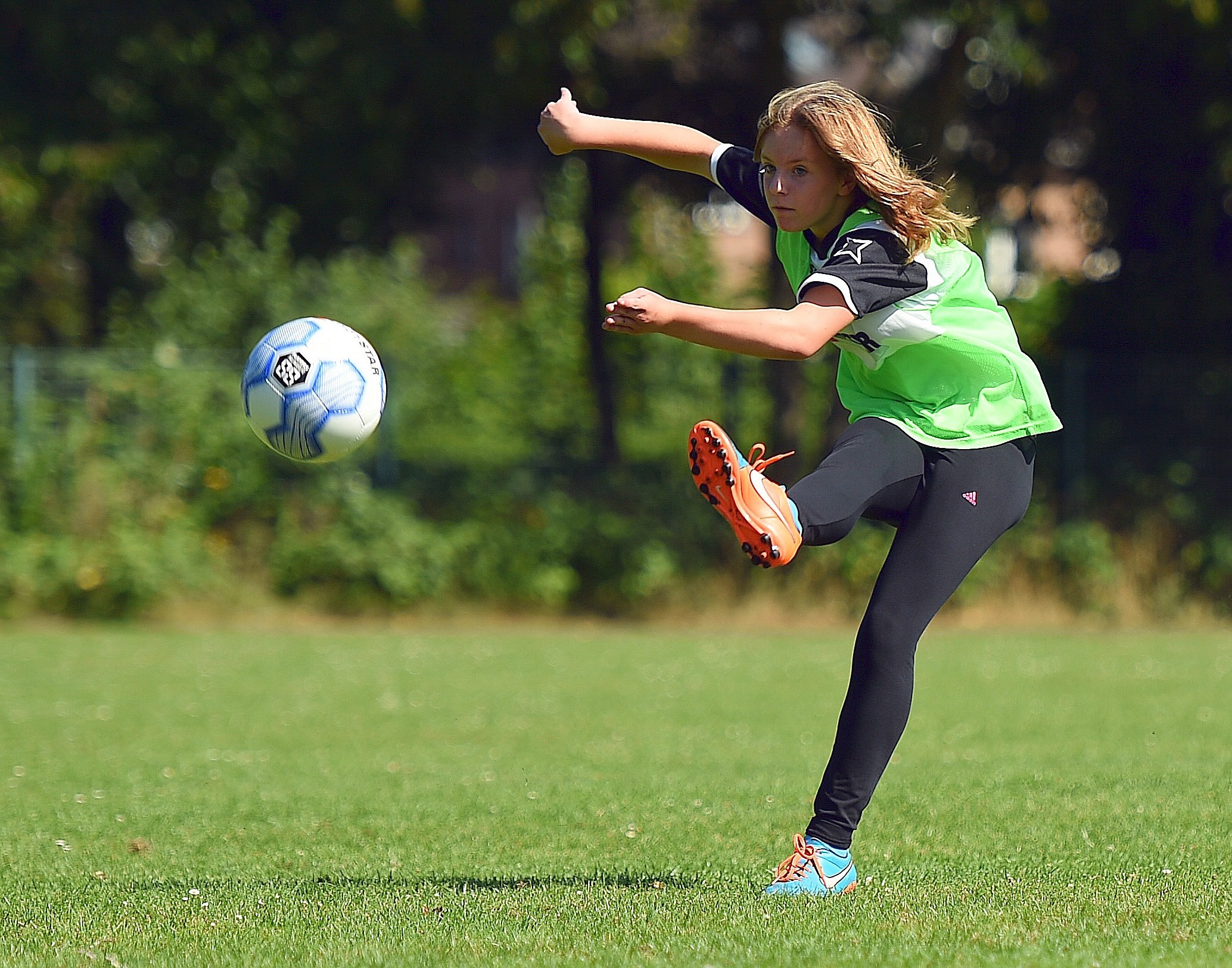 NRZ Ferienfußballcamp.