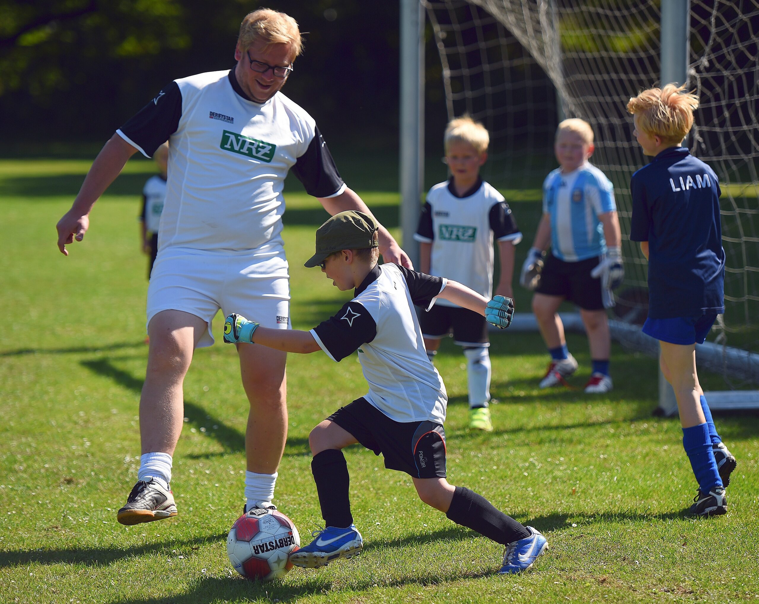 NRZ Ferienfußballcamp.