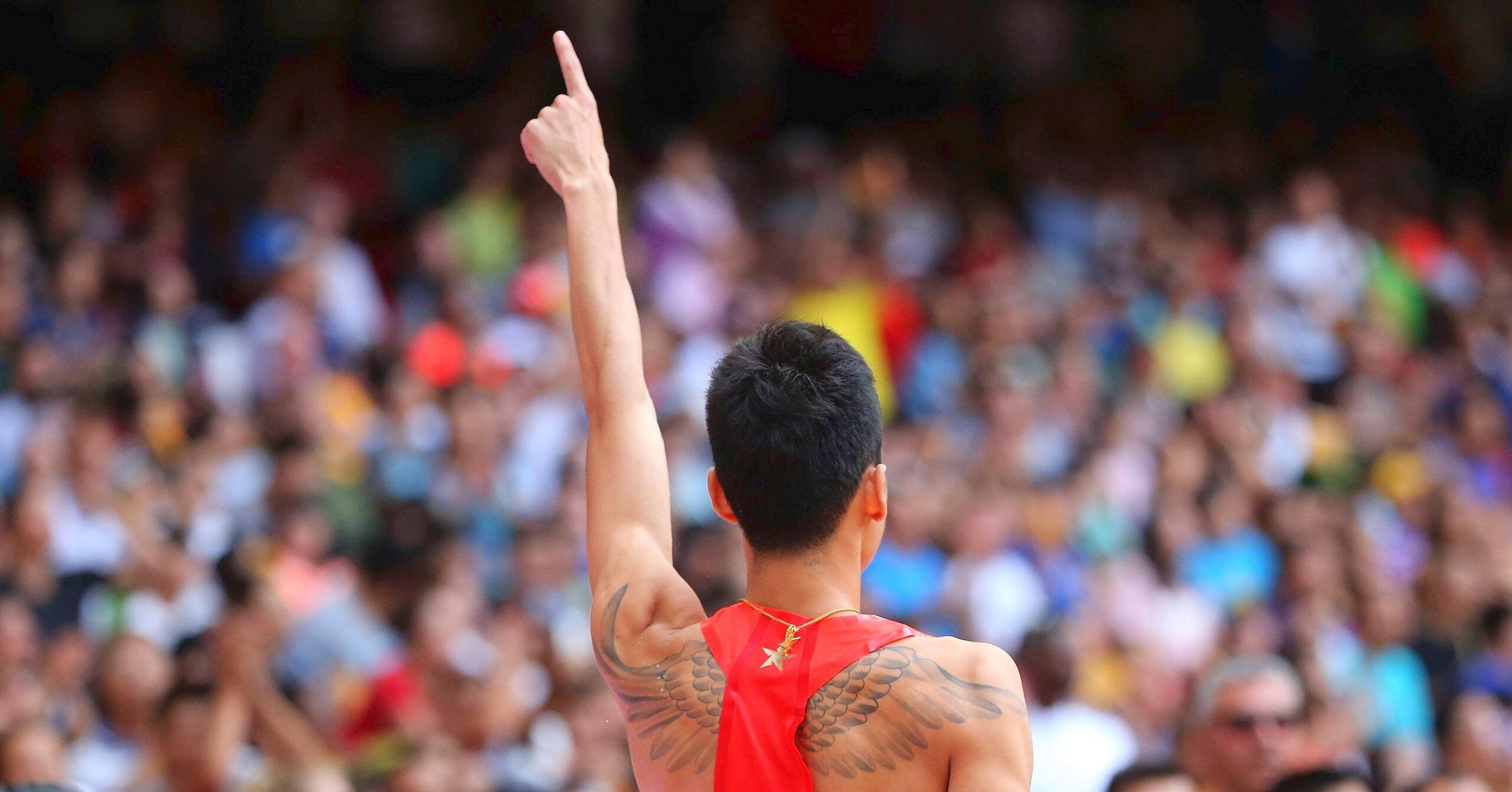 Bei der Leichtathletik-WM in Peking liefern die Sportler starke Leistungen und Emotionen. Für Deutschland holten unter anderem Kugelstoßerin Christina Schwanitz, ihr Kollege David Storl und Stabhochspringer Raphael Holzdeppe Medaillen. Alles überragender Star war 100-Meter-Weltmeister Usain Bolt.