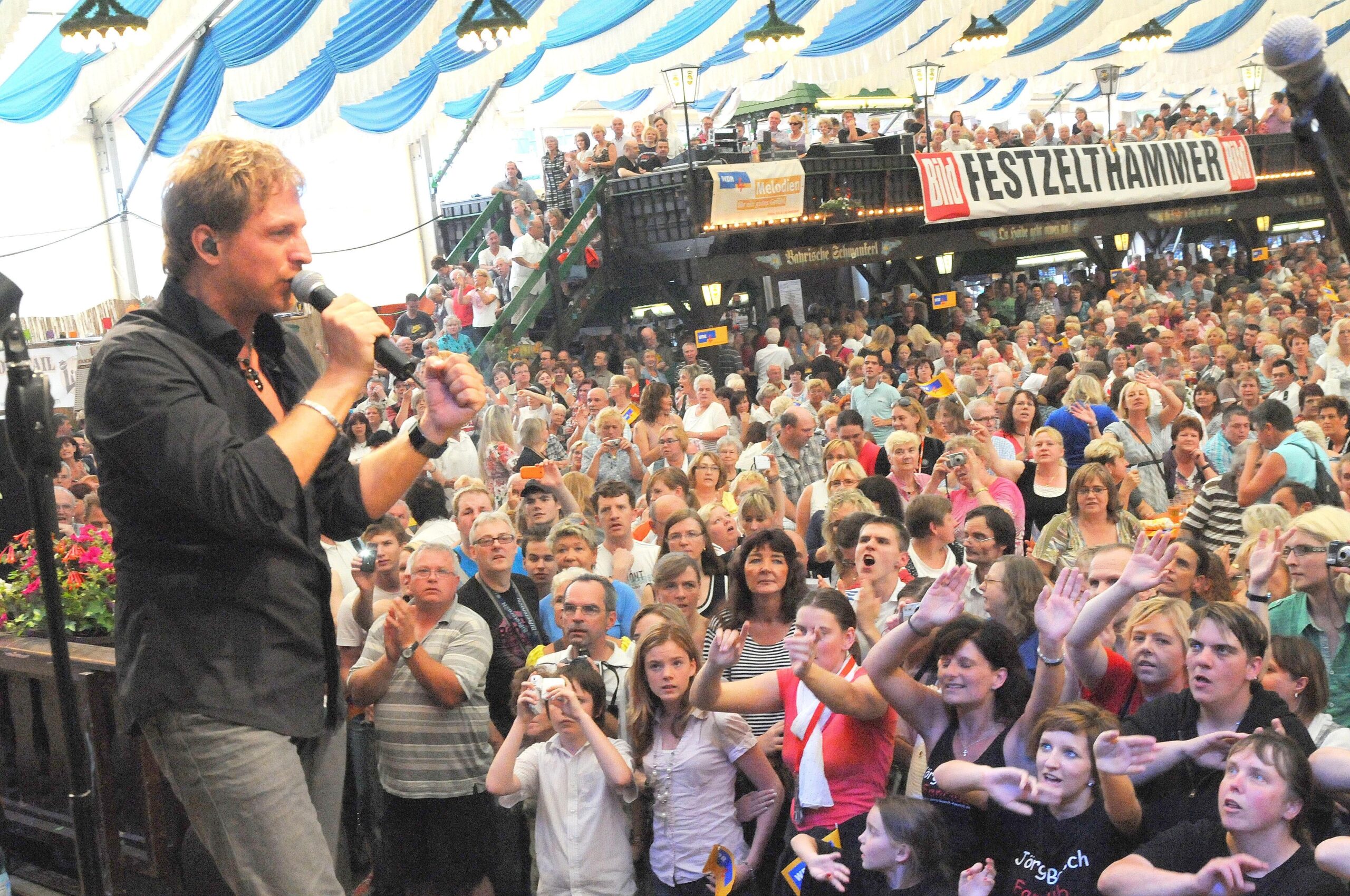 Crange steht Kopf. Bis zum 14. August lockt die 576. Cranger Kirmes zum großen Rummel.