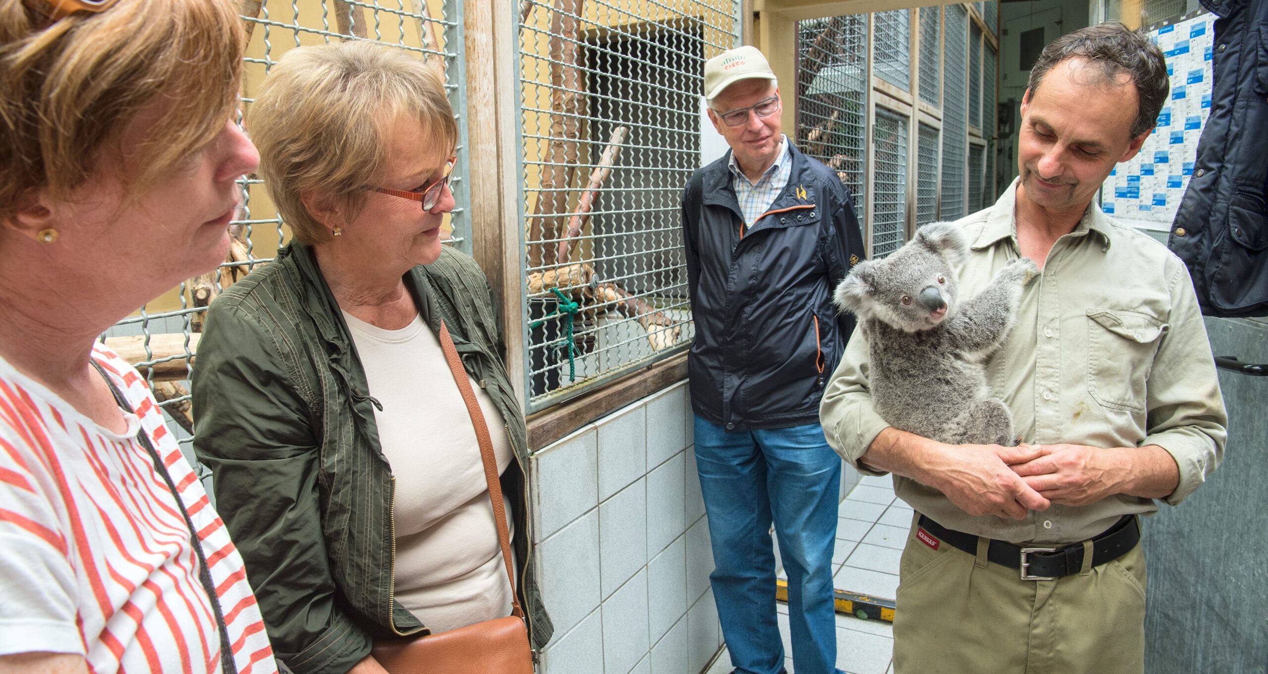 NRZ-Leser blicken im Zoo Duisburg hinter die Kulissen.