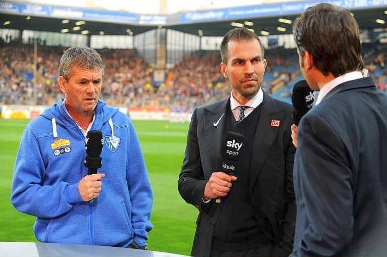 Hier treffen sich Friedhelm Funkel und Berlin-Trainer Markus Babbel, Funkels Nachfolger bei Berlin. Das Spiel zwischen Bochum und Berlin endete...