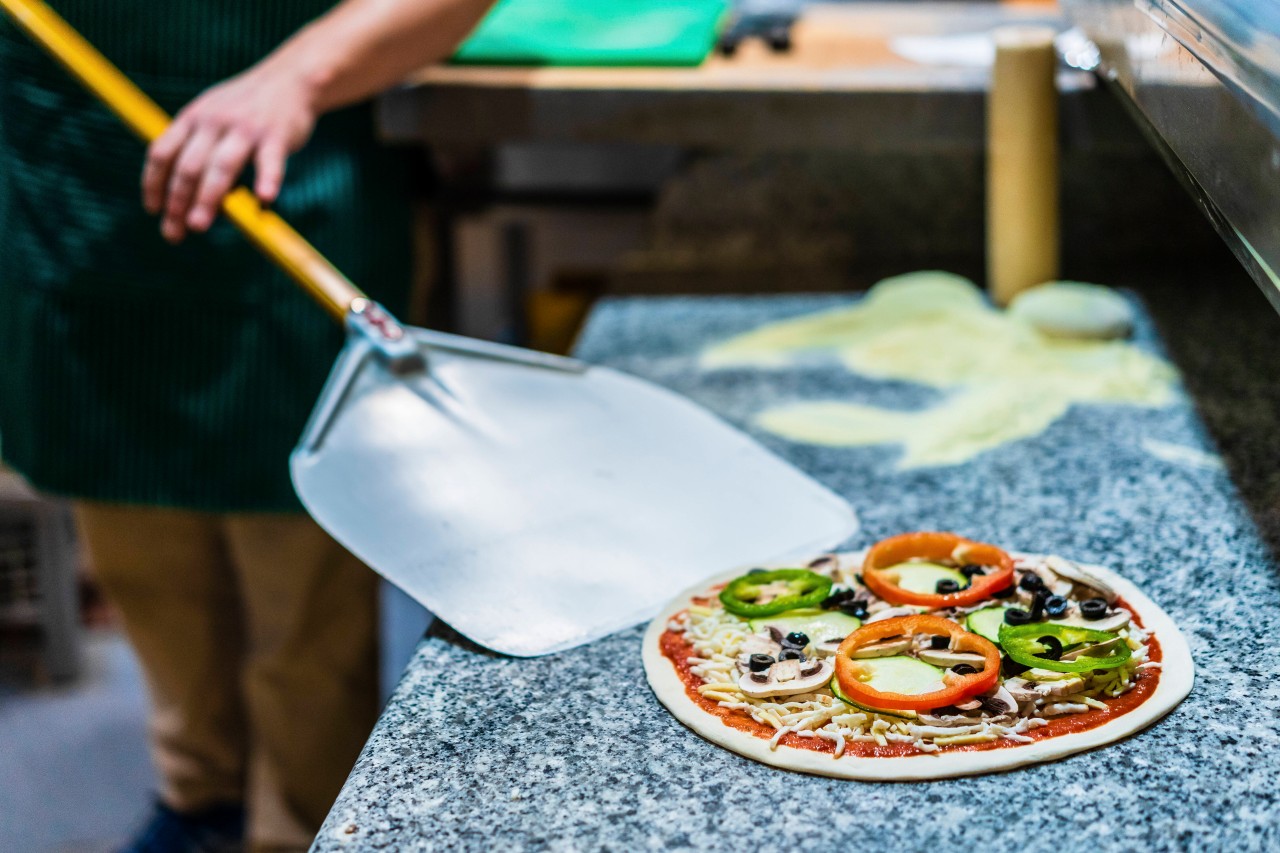 In Gelsenkirchen wurde eine illegaler Mitarbeiter in einer Pizzeria erwischt. (Symbolbild)