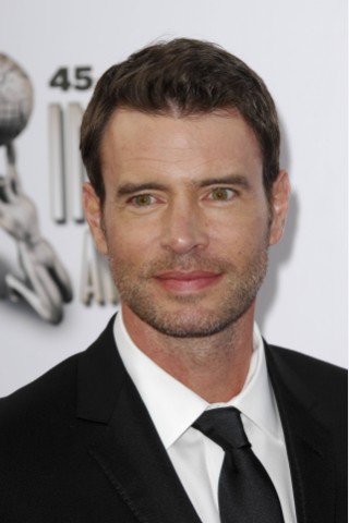 Schauspieler Scott Foley, vor allem bekannt aus TV-Serien wie Scandal, Grey's Anatomy oder True Blood, landete auf Platz 10.