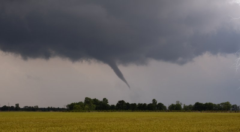 tornado.jpg