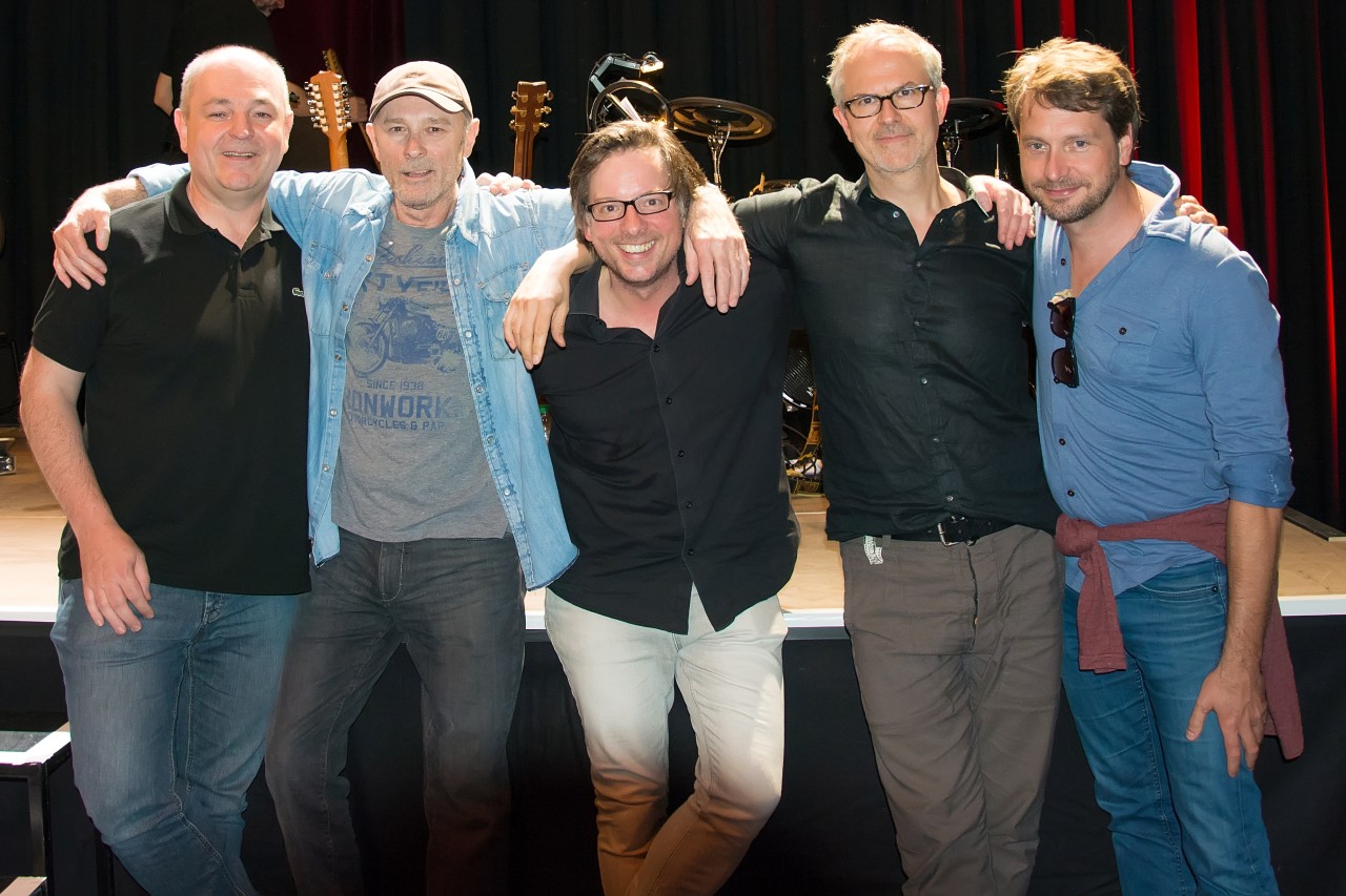 Dieter Semmelmann, Geschäftsführer der Semmel Concerts Entertainment GmbH (Veranstalter), Wolfgang Petry, Martin Lingnau (Autor), Gil Mehmert (Regie), Heiko Wohlgemuth (Autor) in Duisburg bei den Proben zum Musical.