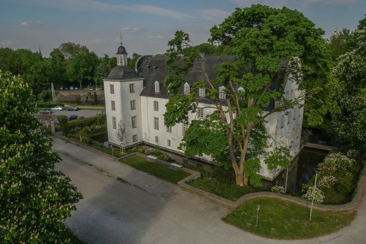 wasserschloss-borbeck-essen.jpg