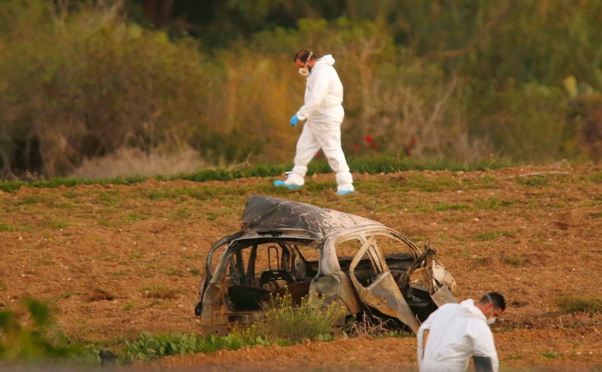 2017-10-16T183627Z_654503146_RC1E296302E0_RTRMADP_3_MALTA-CARBOMB.JPG