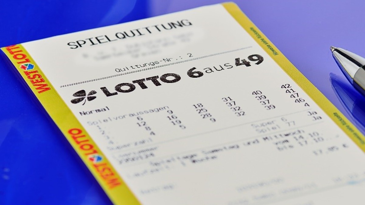 Für einen Spielteilnehmer aus dem Raum Dortmund hat sich der Einsatz von 18,65 Euro bei LOTTO 6aus49 voll ausgezahlt: Sechs richtige Kreuzchen verhelfen dem Glückspilz zu einem Gewinn von 7,5 Millionen Euro.