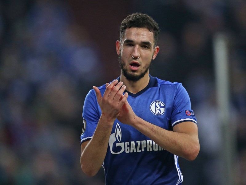 ... Nabil Bentaleb bei seinem Kurzeinsatz in der Europa League gegen OGC Nizza die Nase brach. Am Sonntag steht das Bundesliga-Heimspiel gegen den Darmstadt 98 auf dem Programm: voraussichtlich mit Bentaleb als Maskenmann. 