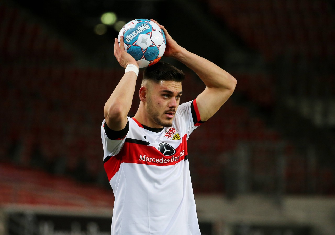 Borussia Dortmund soll an Konstantinos Mavropanos interessiert sein.